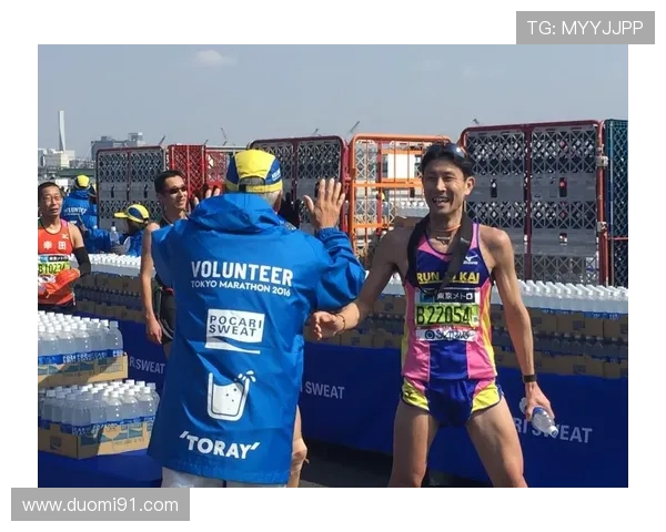 东京马拉松全程直播：精英选手冲刺与赛道风景全记录